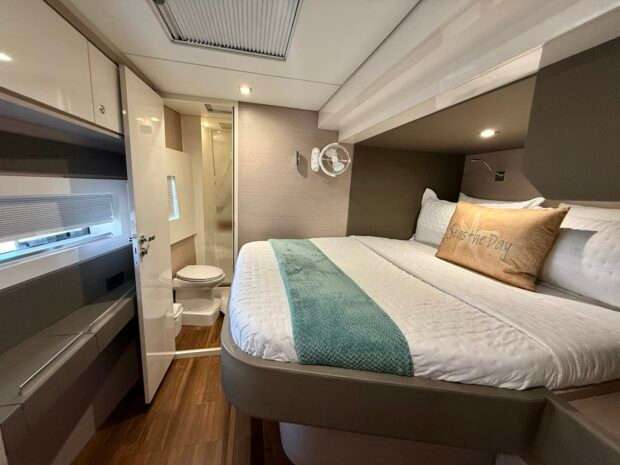Aventura 50 MY