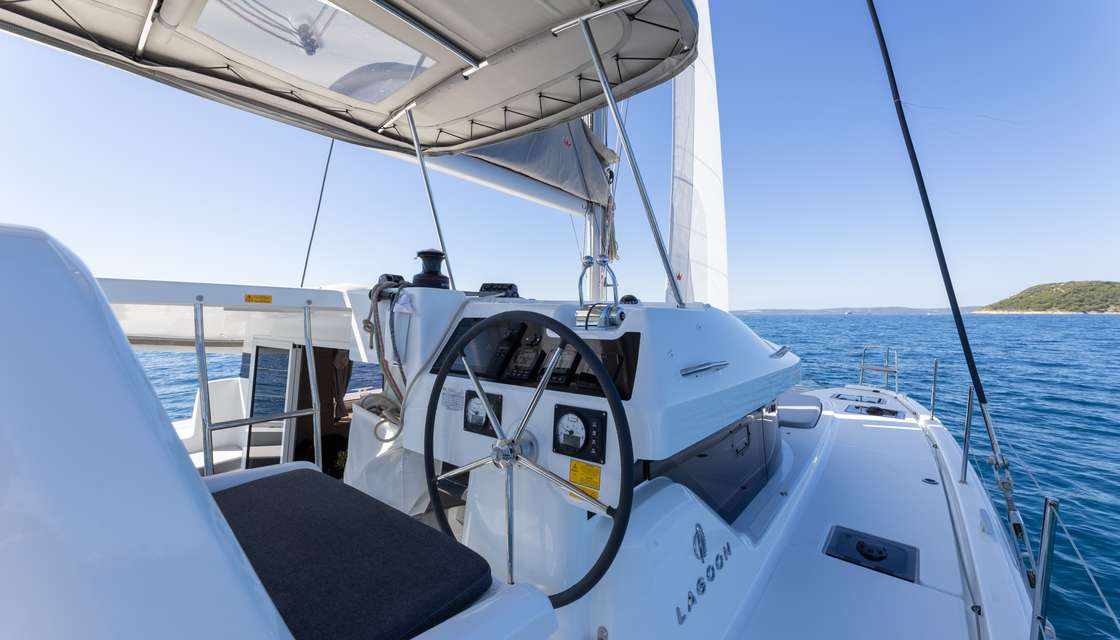 Lagoon 38