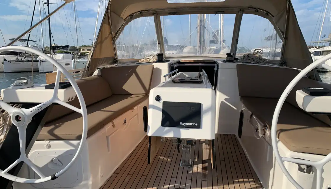 Dufour 390 Grand Large