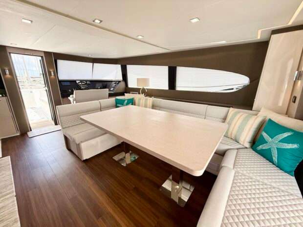 Aventura 50 MY
