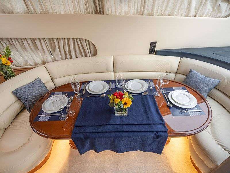Azimut 74