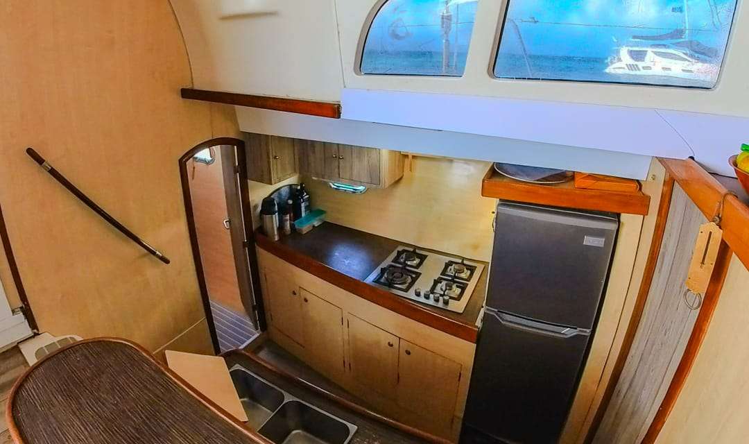 Lagoon 470