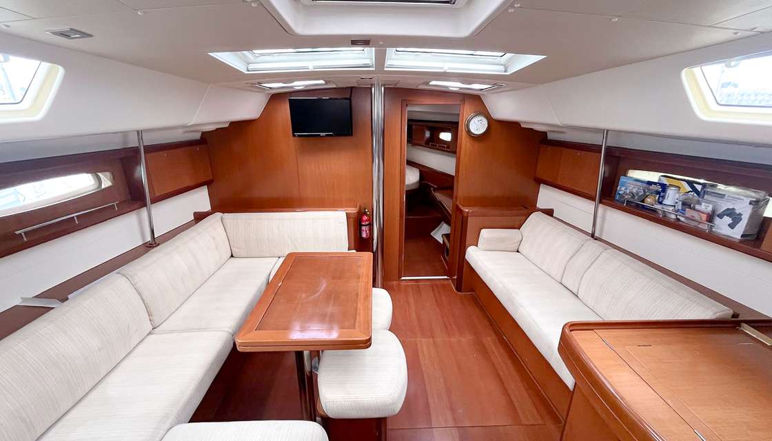 Oceanis 50