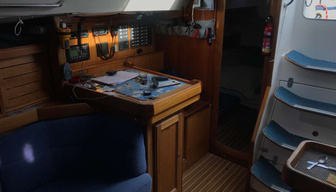 Dufour 414 Trophy