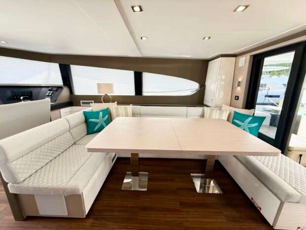Aventura 50 MY
