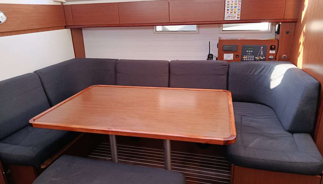 Bavaria Cruiser 46 Style