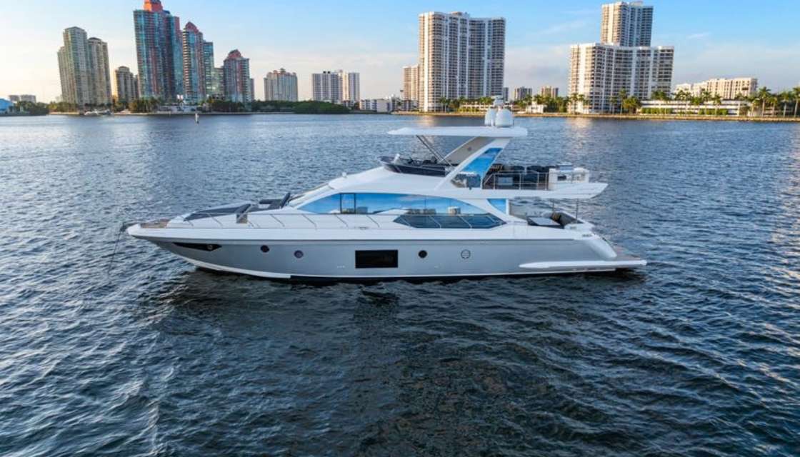 Azimut 70