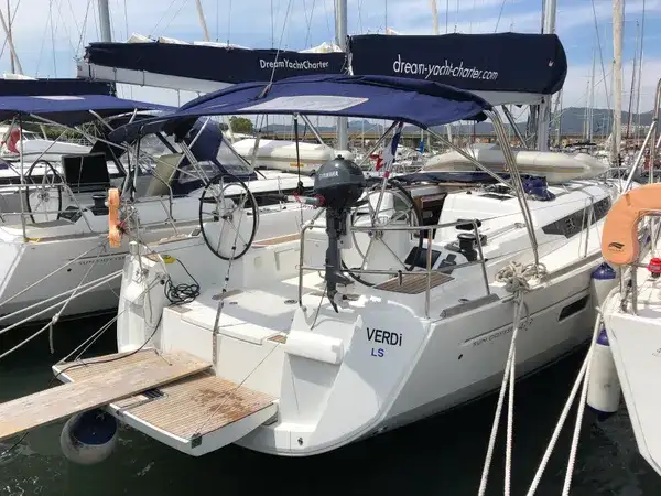Sun Odyssey 479