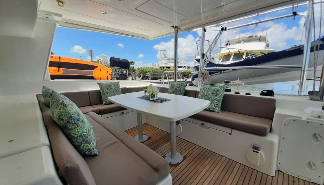 Lagoon 500
