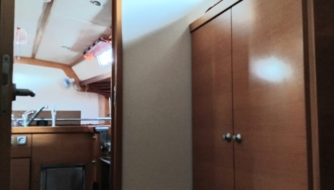 Hanse 370
