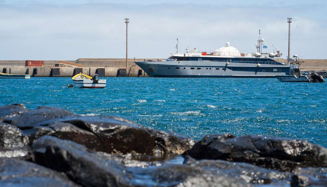 X Yacht 34