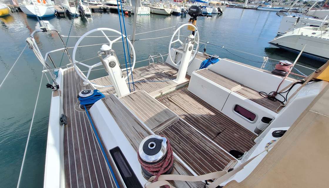 Grand Soleil 39