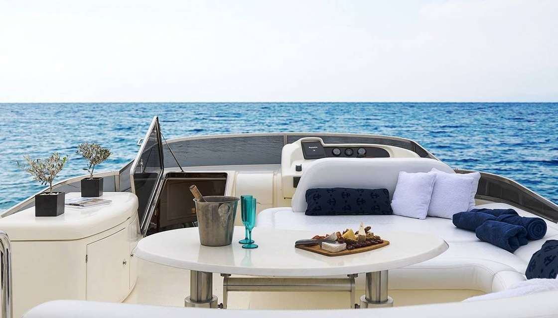 Azimut 74