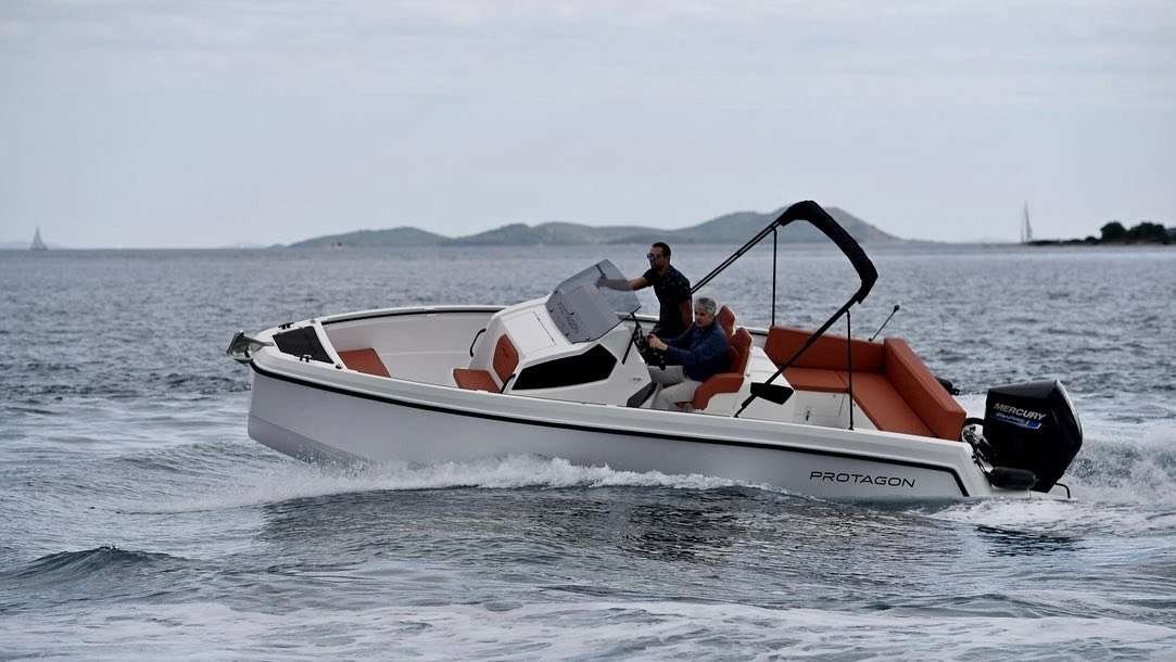 Protagon 25 Sundeck