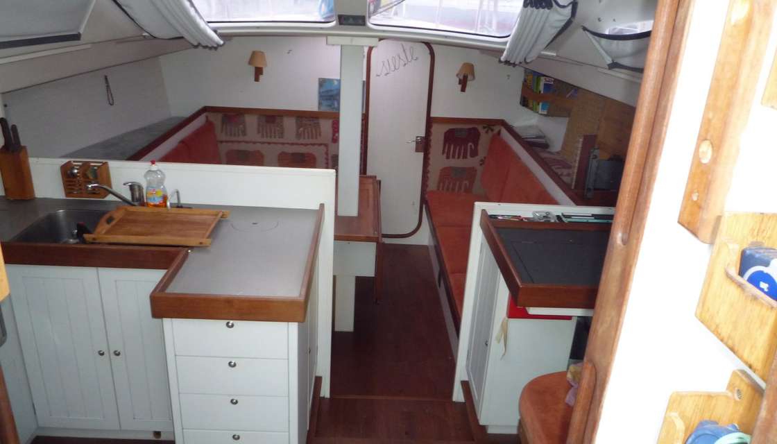 RM 1200