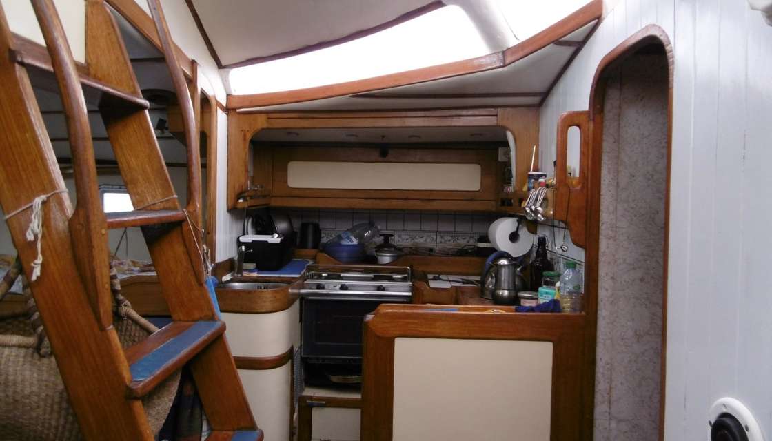 Sloop Joubert 16