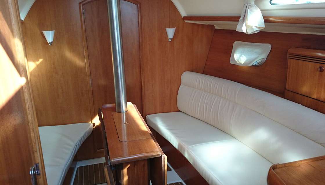 Sun Odyssey 32i
