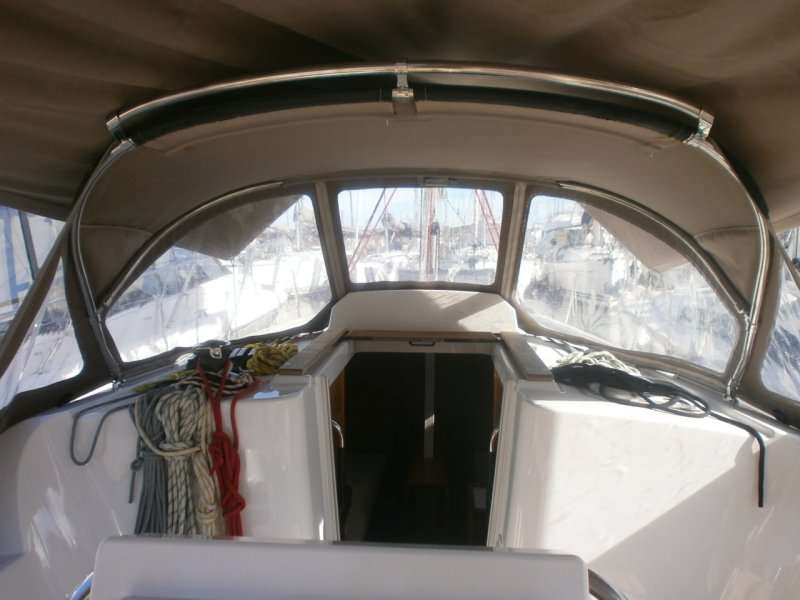 Sun Odyssey 33i