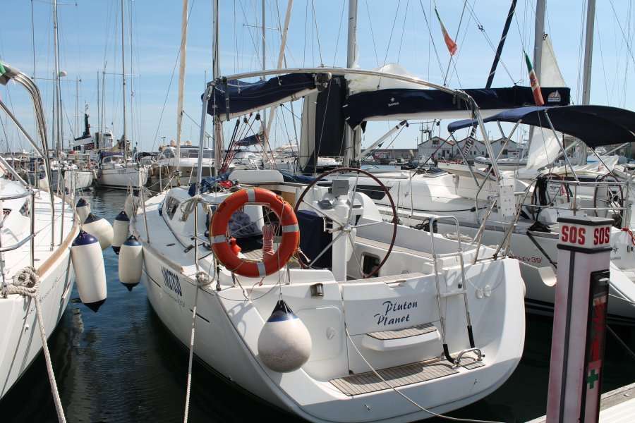 Sun Odyssey 33i