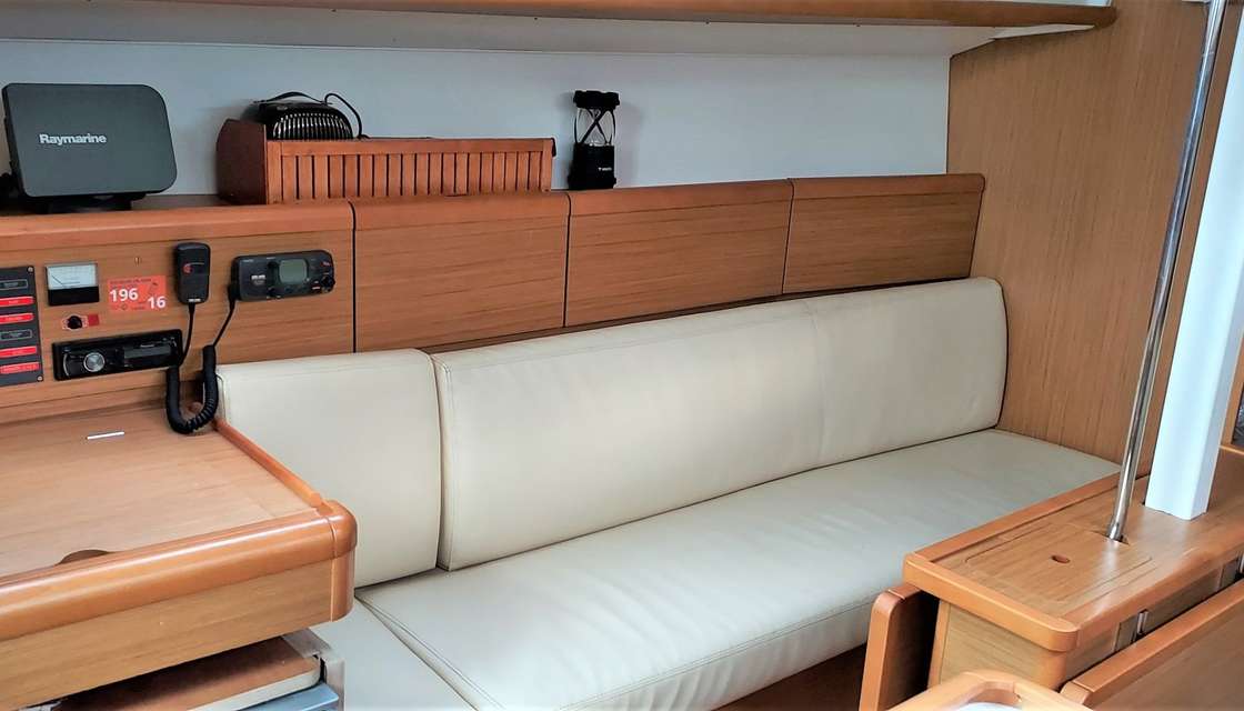 Sun Odyssey 33i