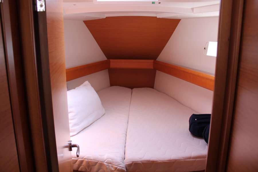 Sun Odyssey 33i
