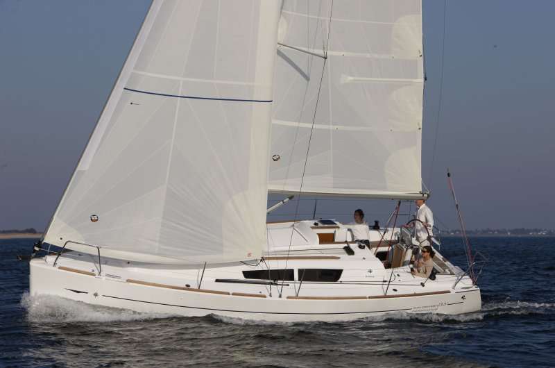Sun Odyssey 33i