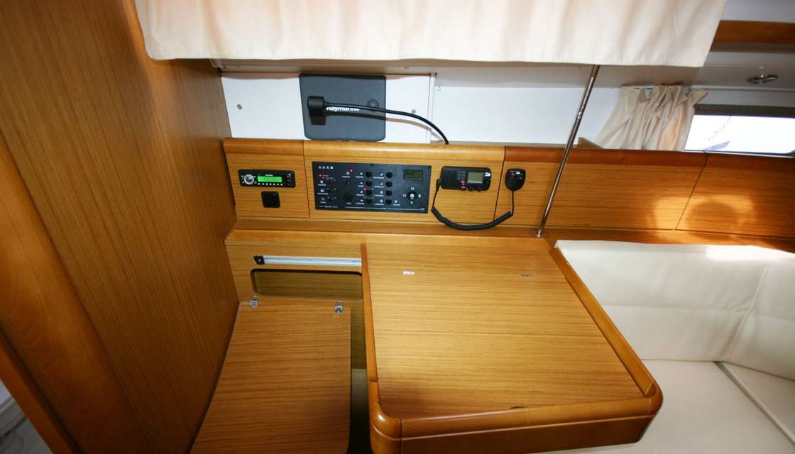 Sun Odyssey 36i