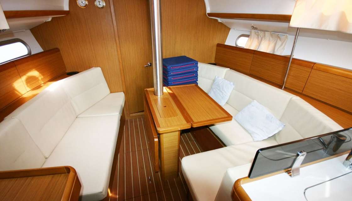 Sun Odyssey 36i