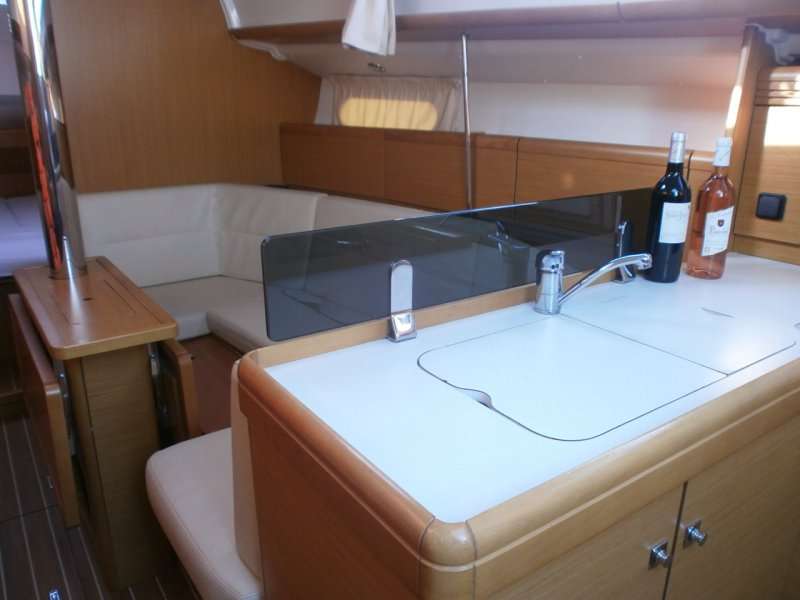 Sun Odyssey 36i