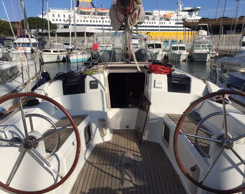 Sun Odyssey 379