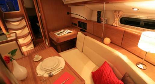 Sun Odyssey 39i
