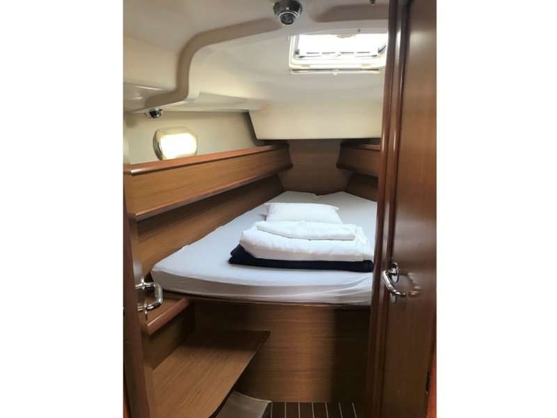 Sun Odyssey 40.3