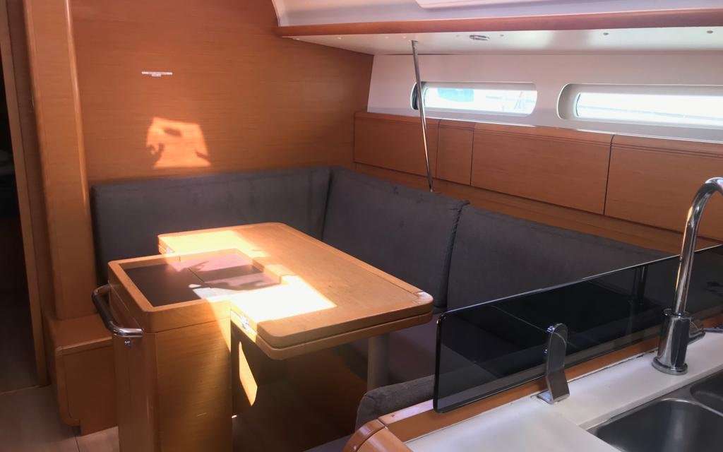 Sun Odyssey 409
