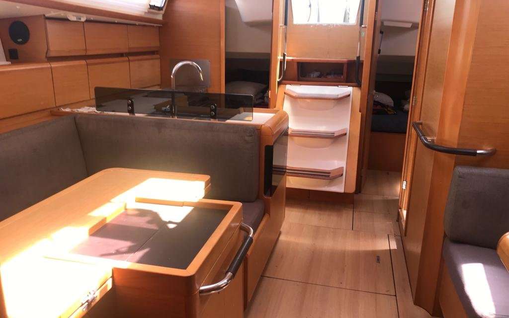 Sun Odyssey 409