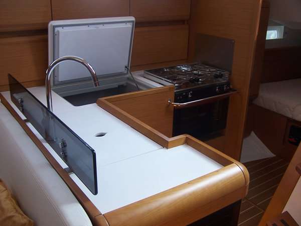 Sun Odyssey 409