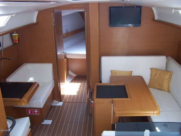 Sun Odyssey 409