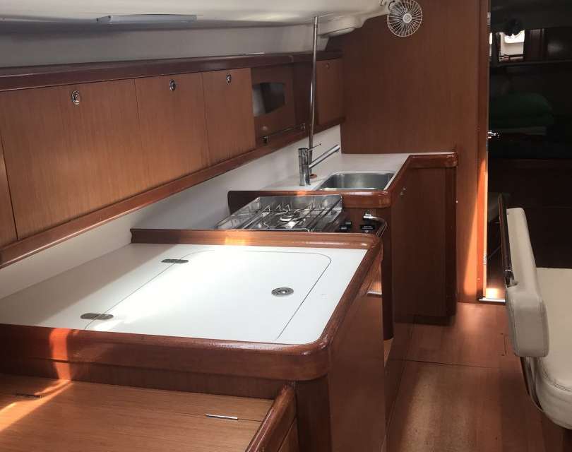Sun Odyssey 409