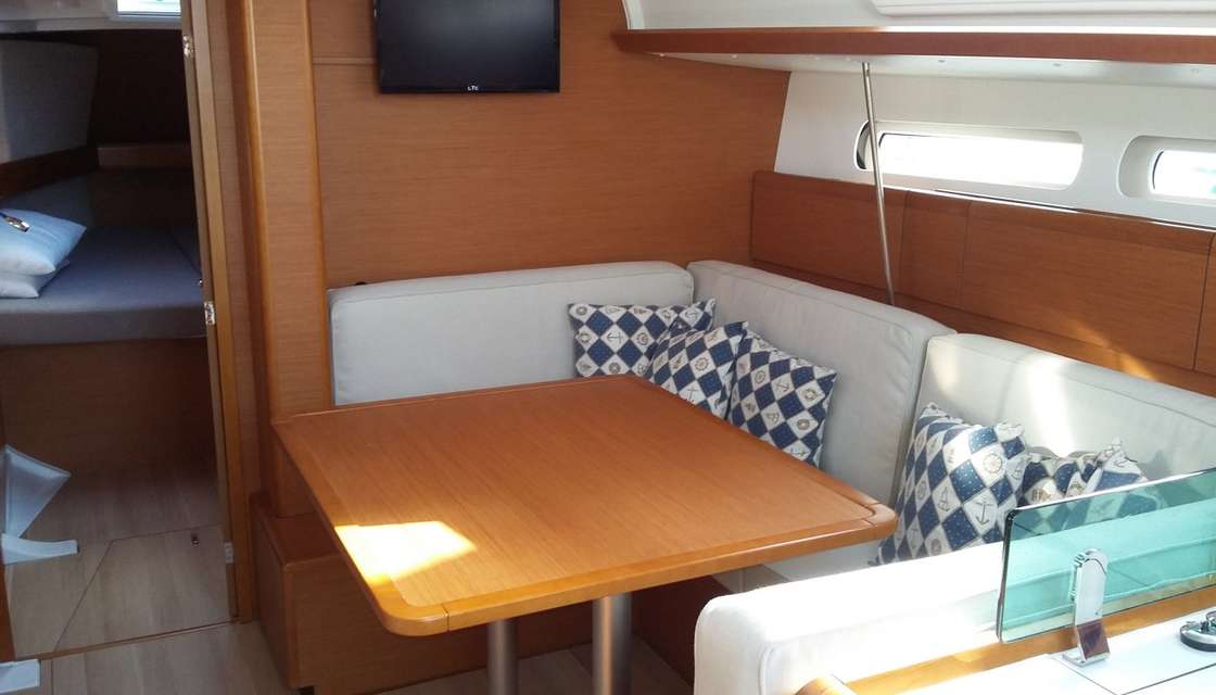 Sun Odyssey 419