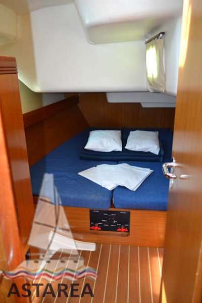 Sun Odyssey 42i