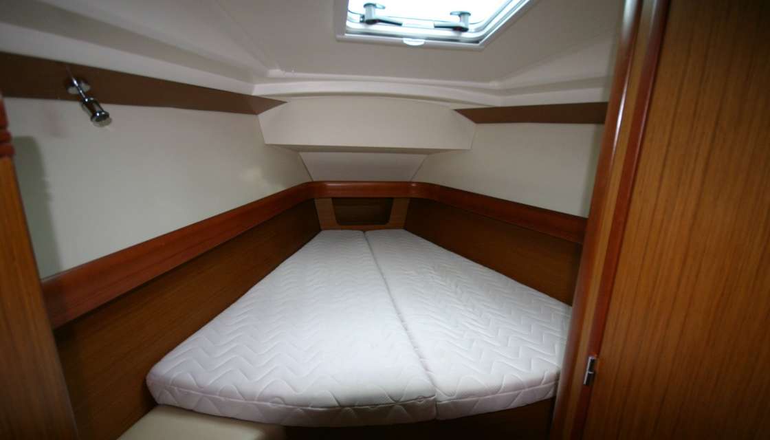 Sun Odyssey 42i