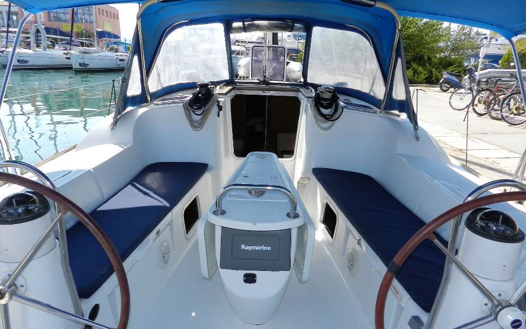 Sun Odyssey 42i