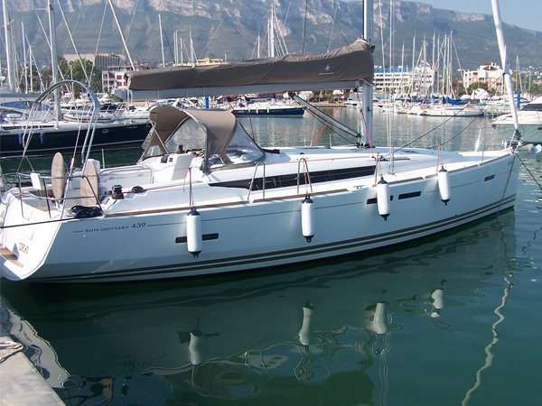 Sun Odyssey 439
