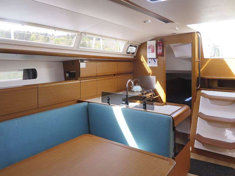 Sun Odyssey 439