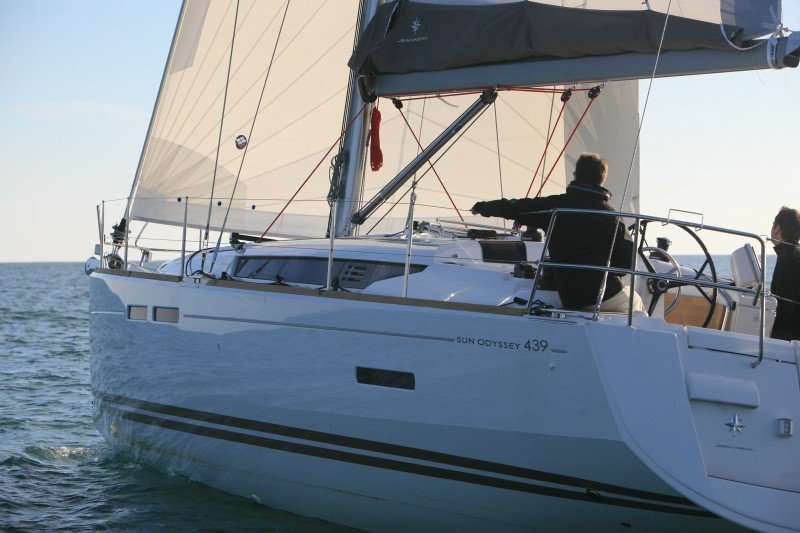 Sun Odyssey 439
