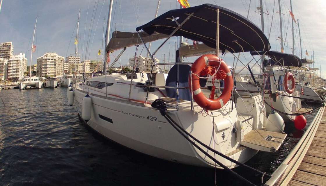 Sun Odyssey 439
