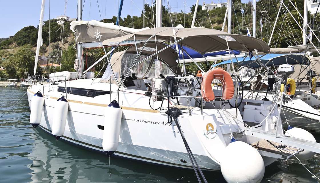 Sun Odyssey 439