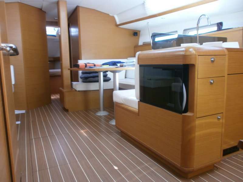 Sun Odyssey 439