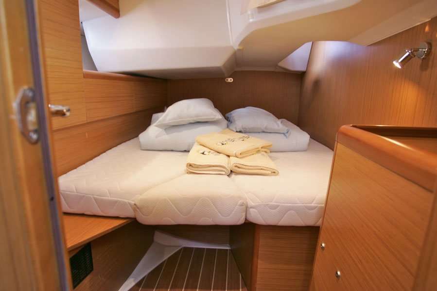 Sun Odyssey 44i