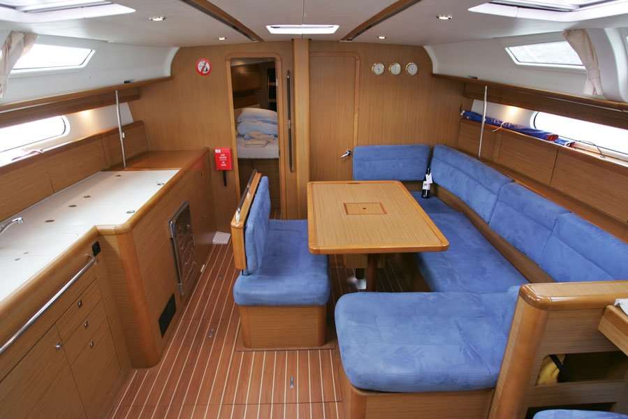 Sun Odyssey 44i
