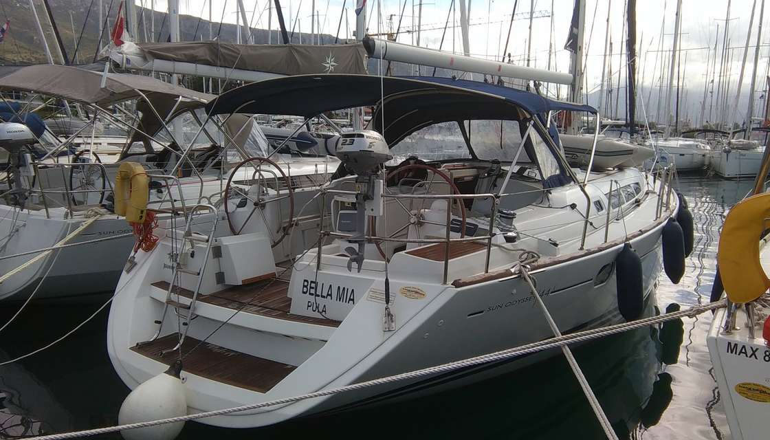 Sun Odyssey 44i